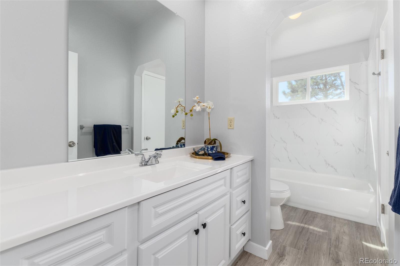 8824 W Ontario Avenue