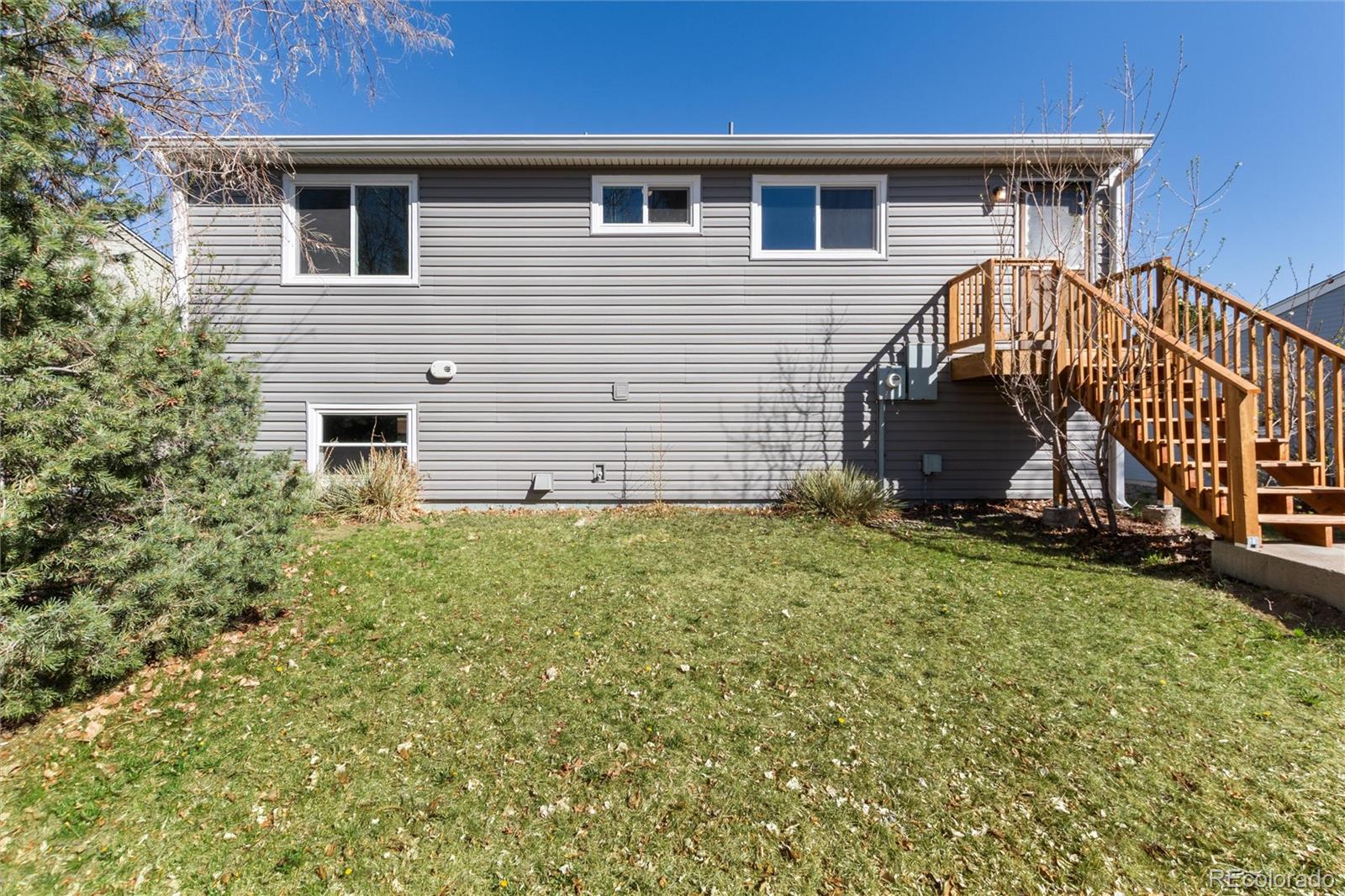 8824 W Ontario Avenue