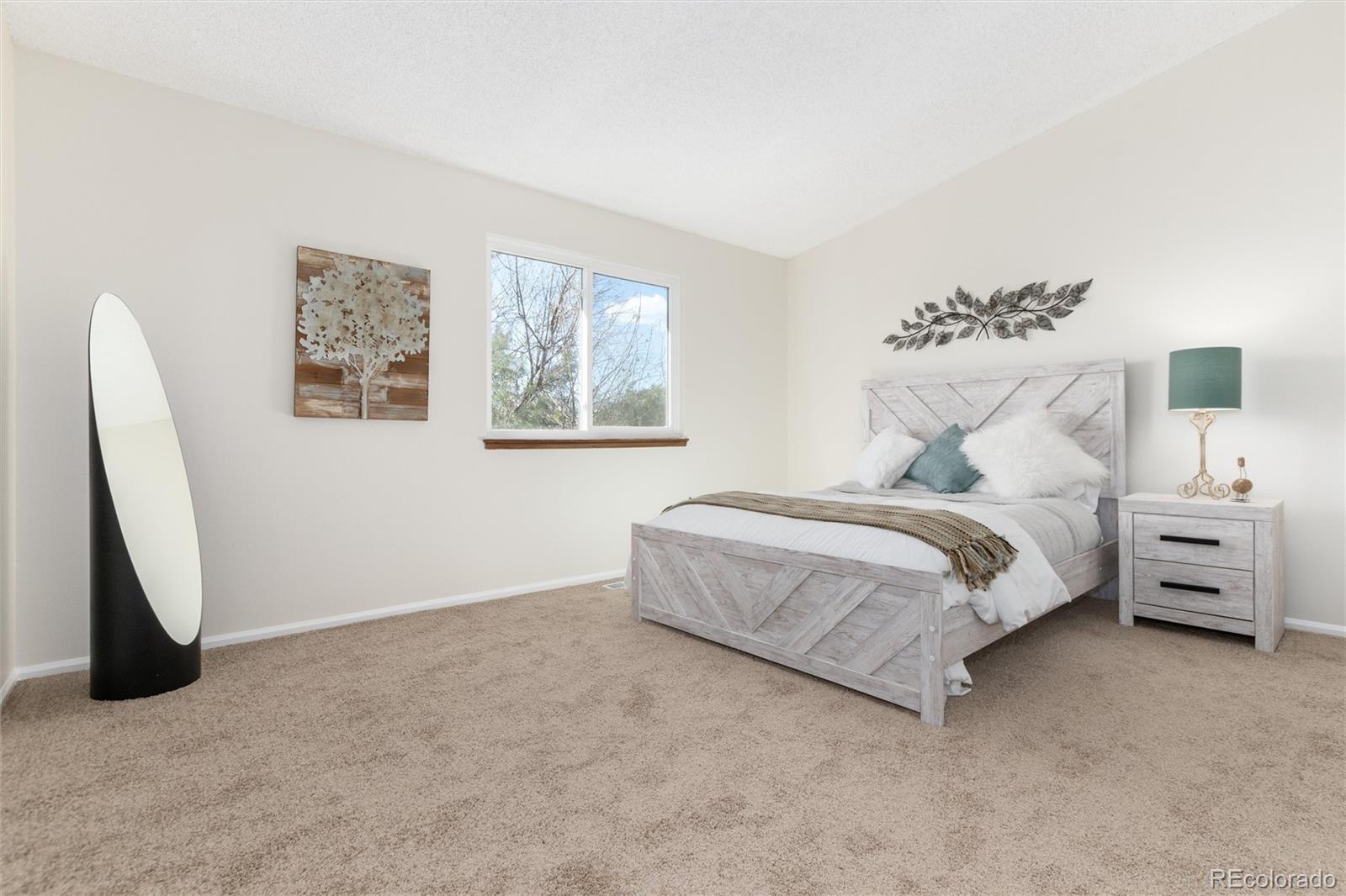 8824 W Ontario Avenue