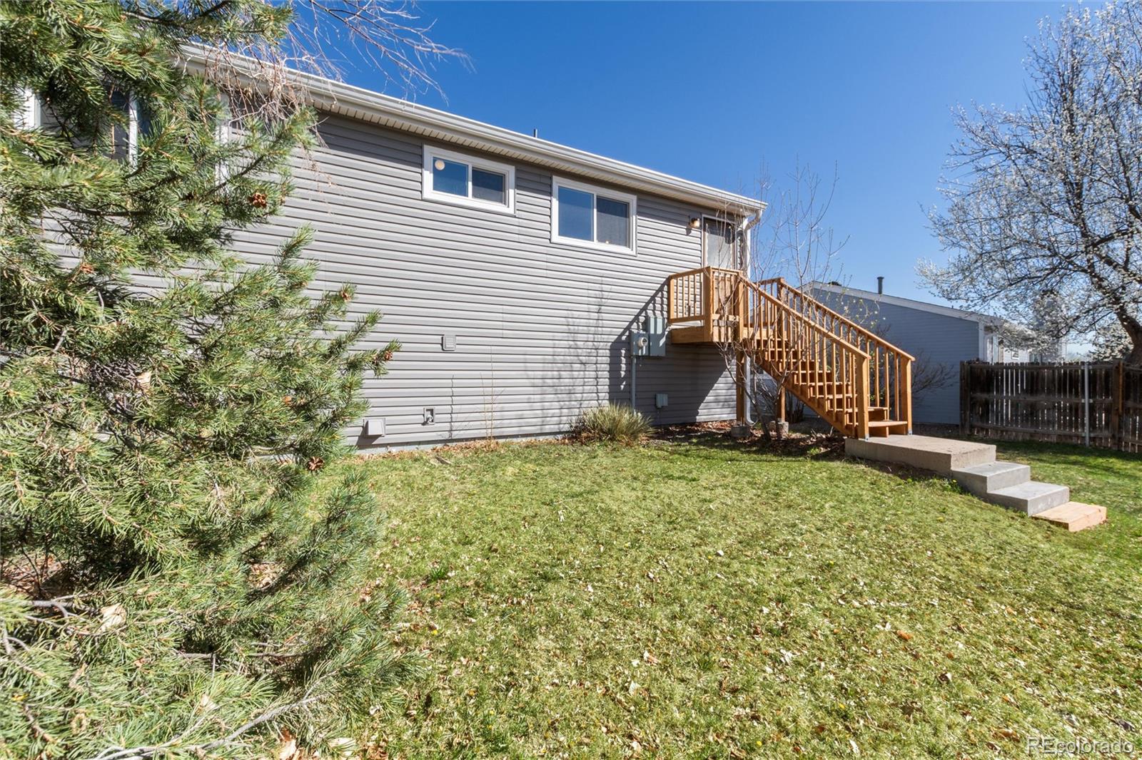 8824 W Ontario Avenue