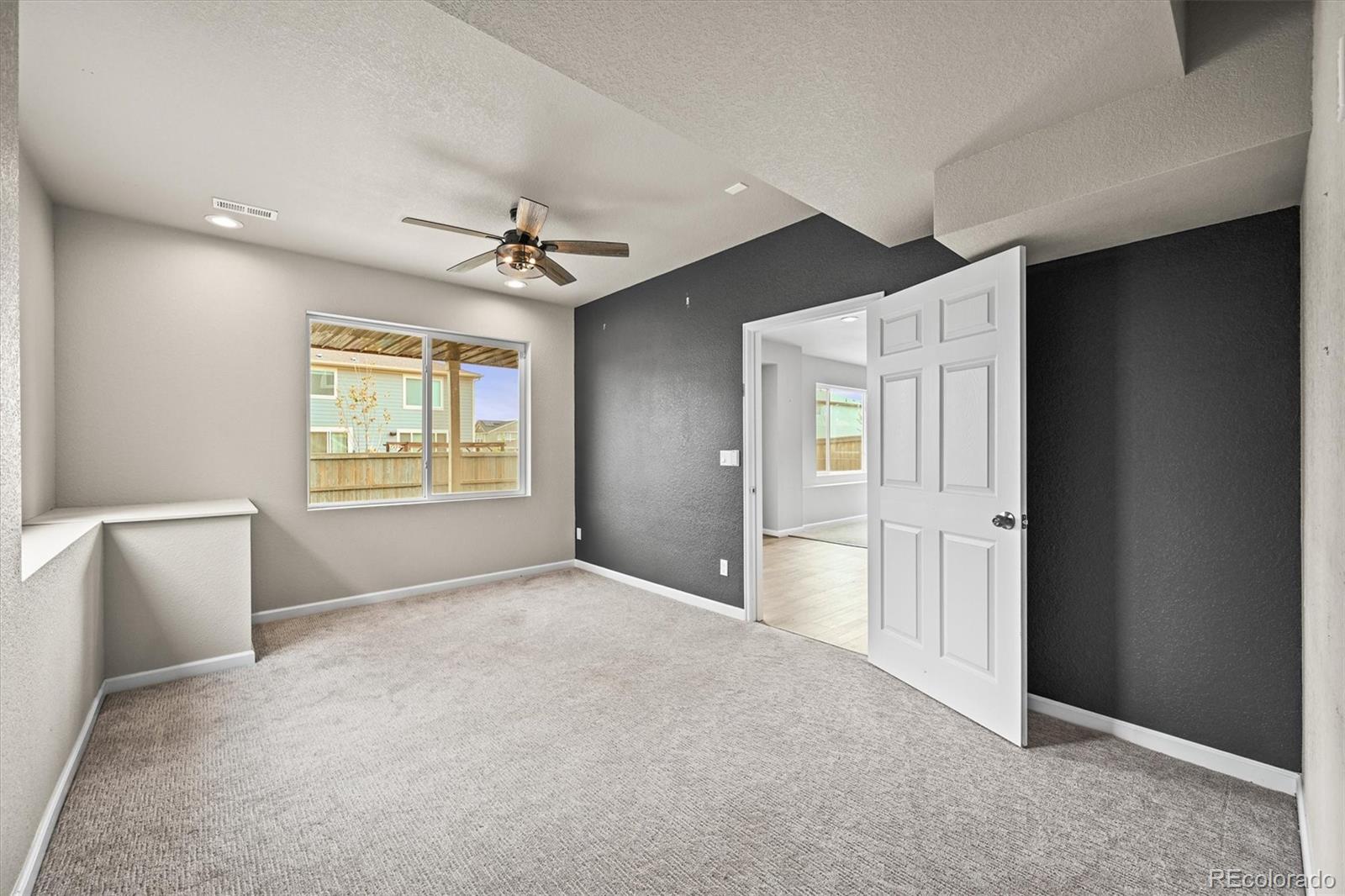 18221 House Finch Lane