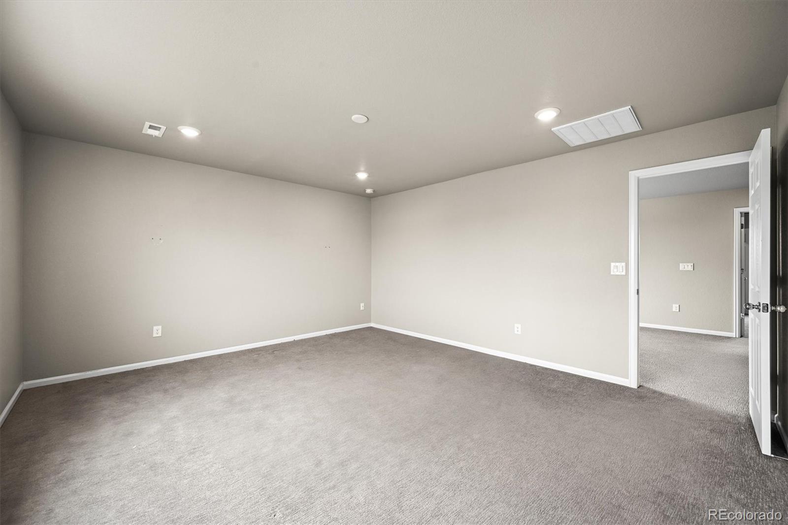 18221 House Finch Lane