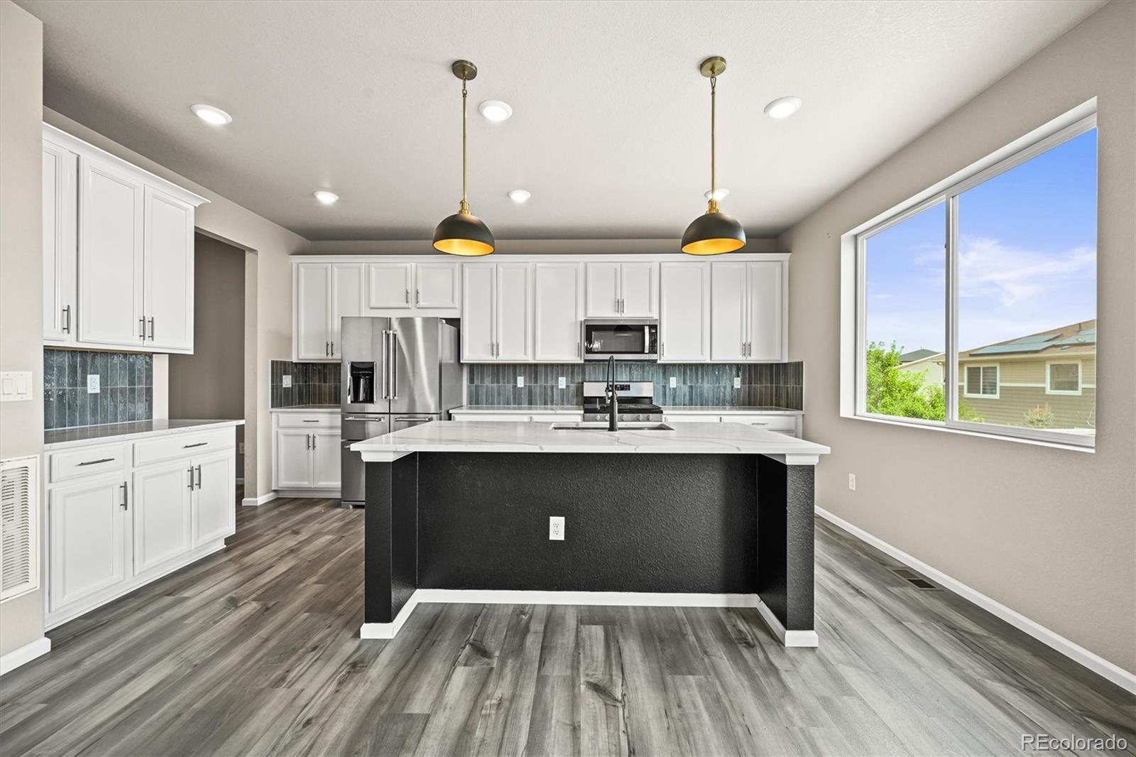 18221 House Finch Lane