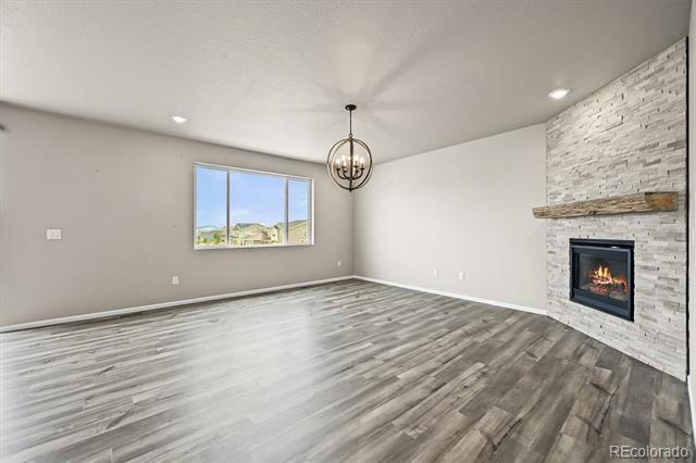 18221 House Finch Lane