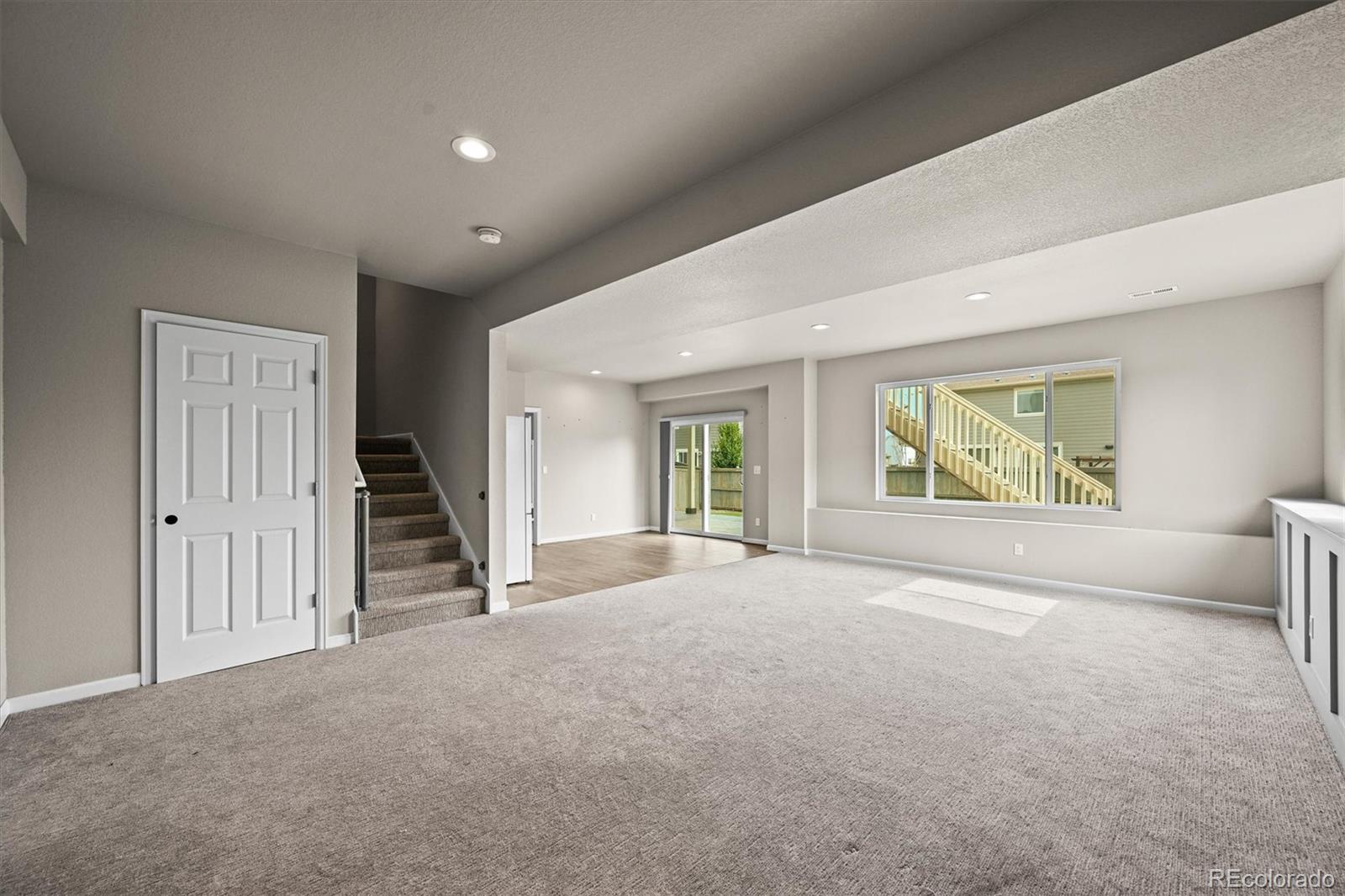 18221 House Finch Lane