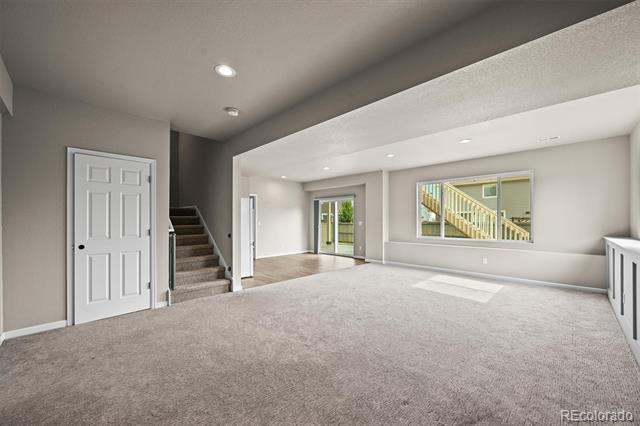 18221 House Finch Lane
