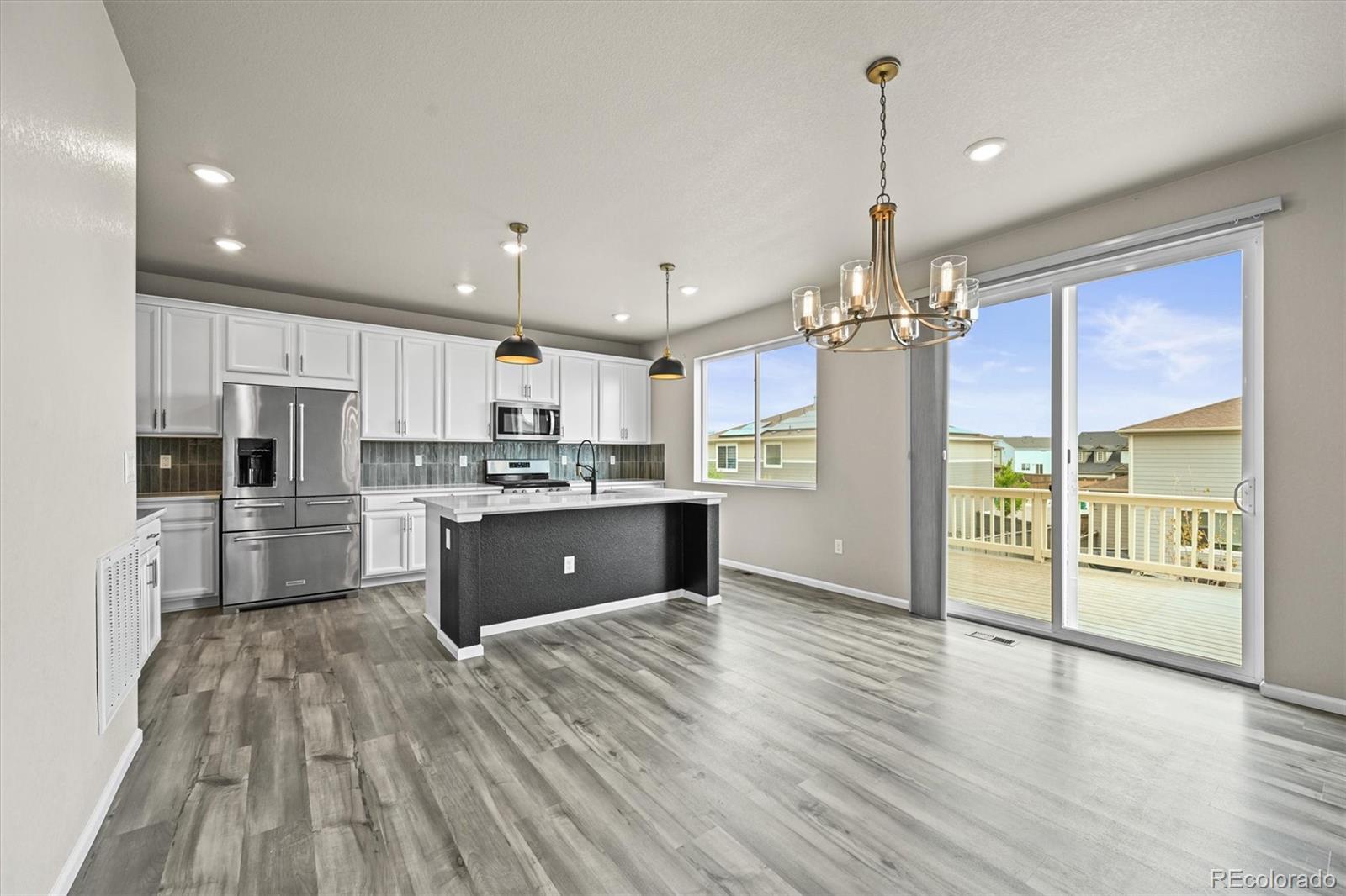 18221 House Finch Lane