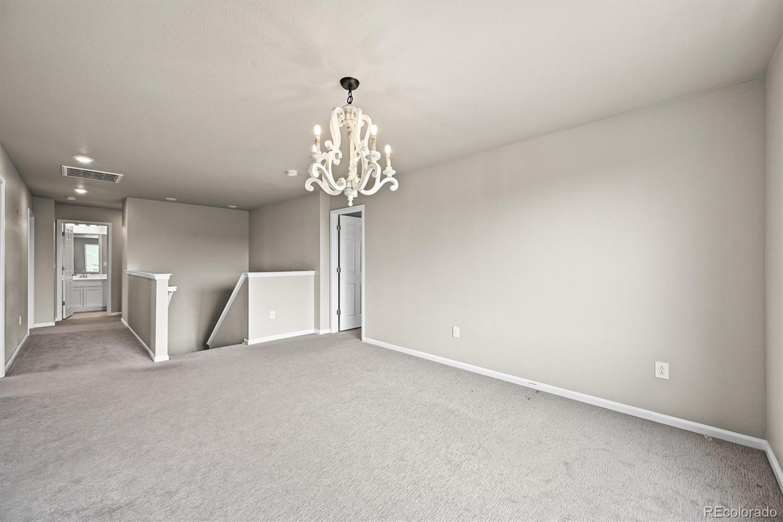 18221 House Finch Lane