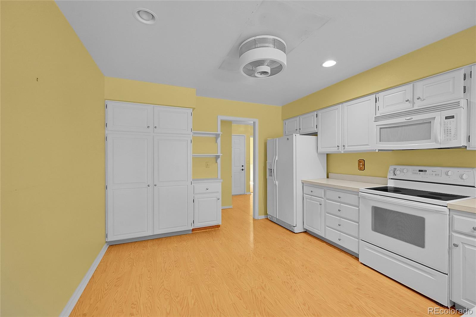 4850 S Ammons Street Unit: 948