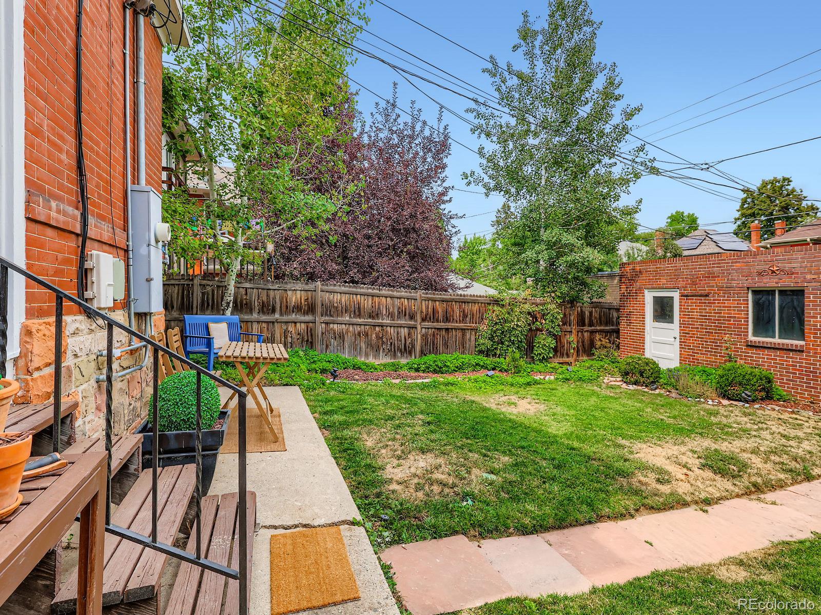 1548 Cook Street