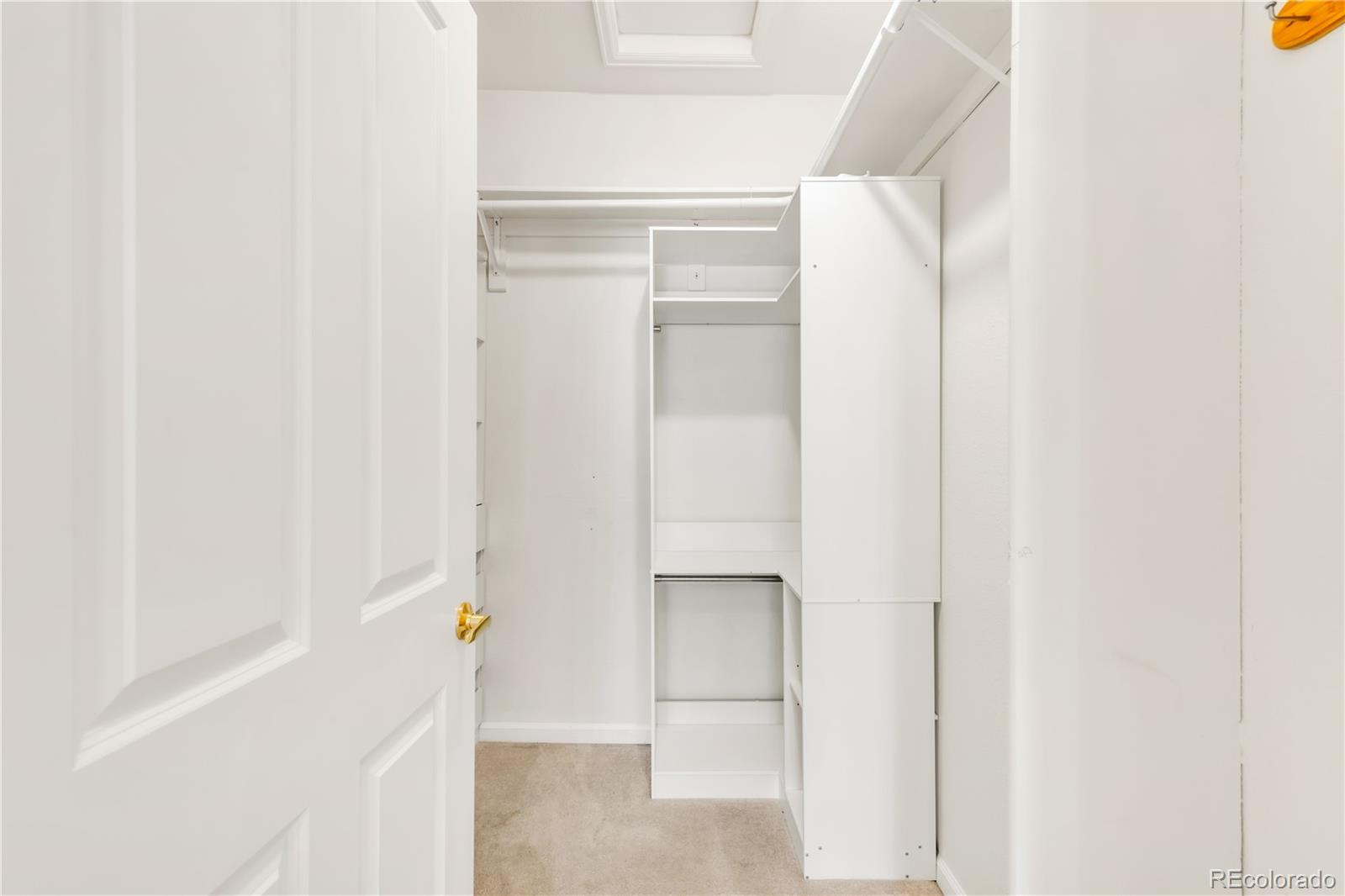 8456 S Hoyt Unit: 301