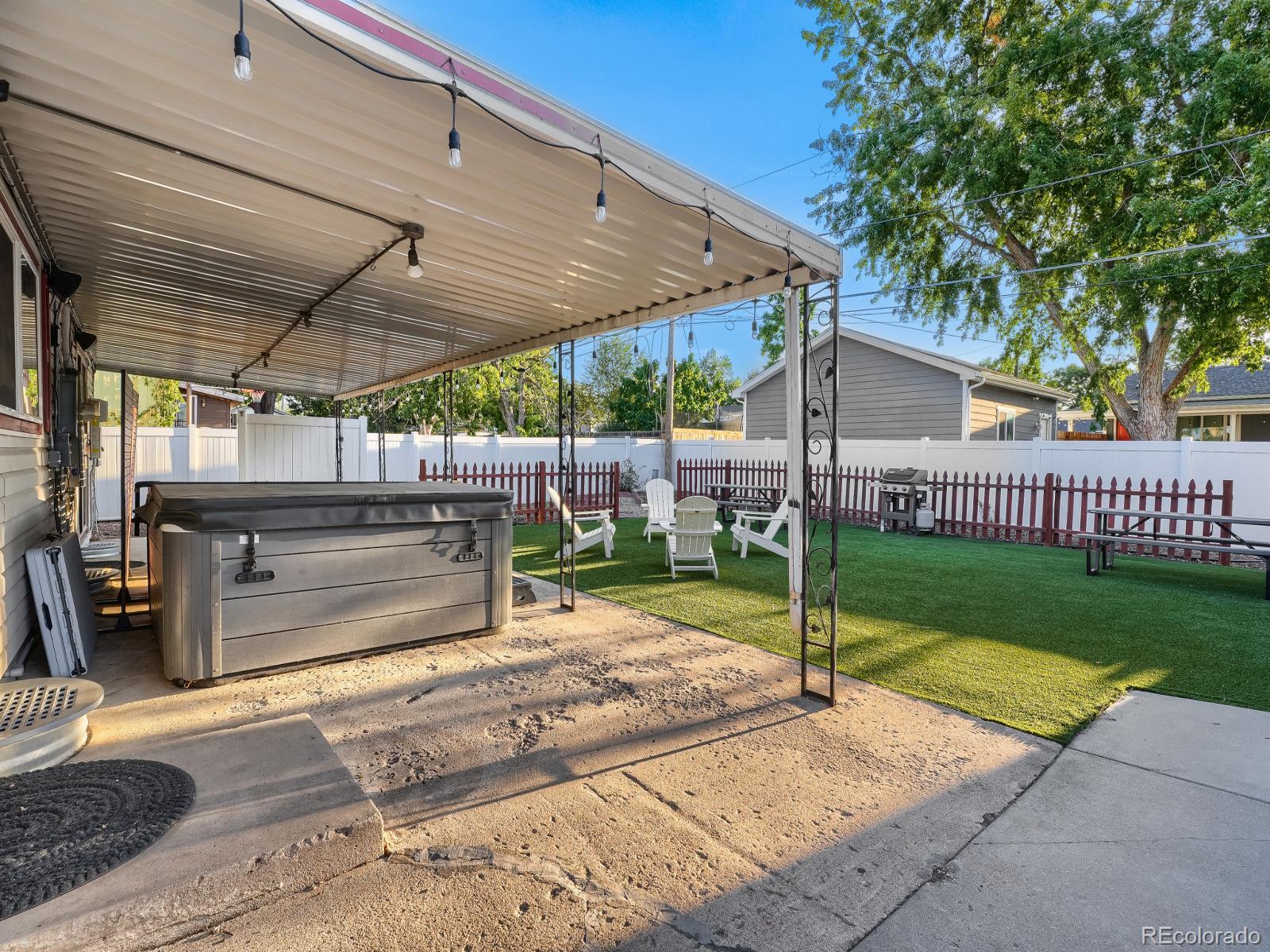 5533 Raritan Way