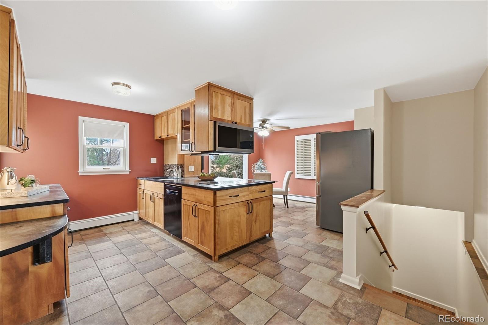 2002 W Ridge Road