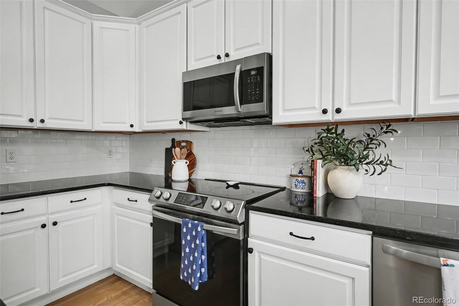 1070 Thornbury Place