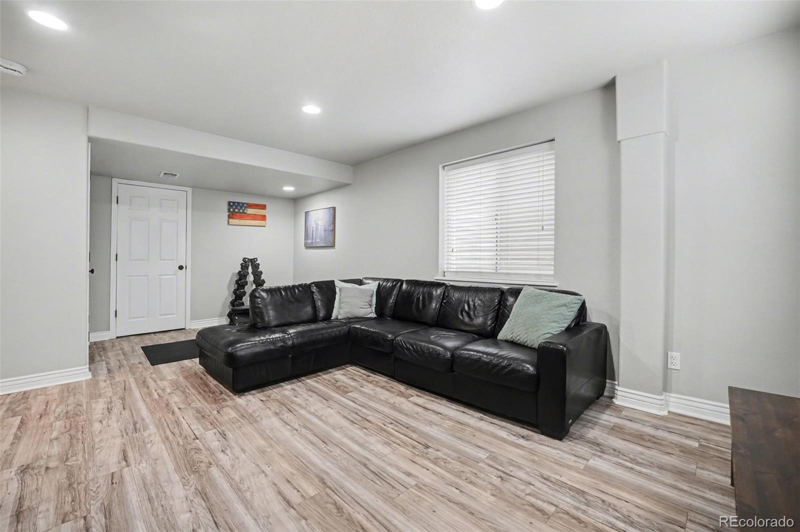 1070 Thornbury Place