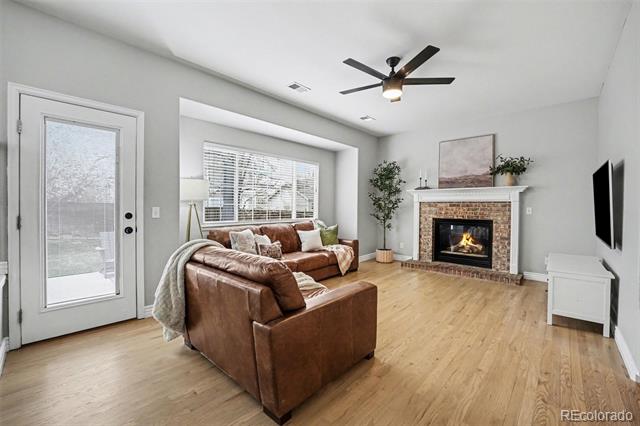 1070 Thornbury Place