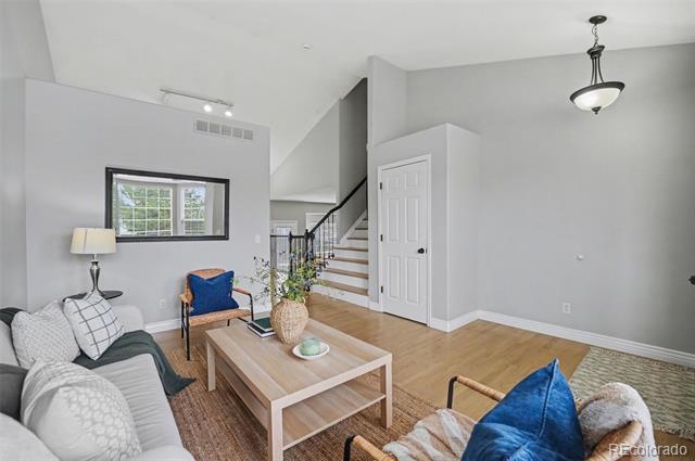 1070 Thornbury Place