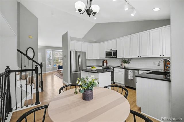 1070 Thornbury Place