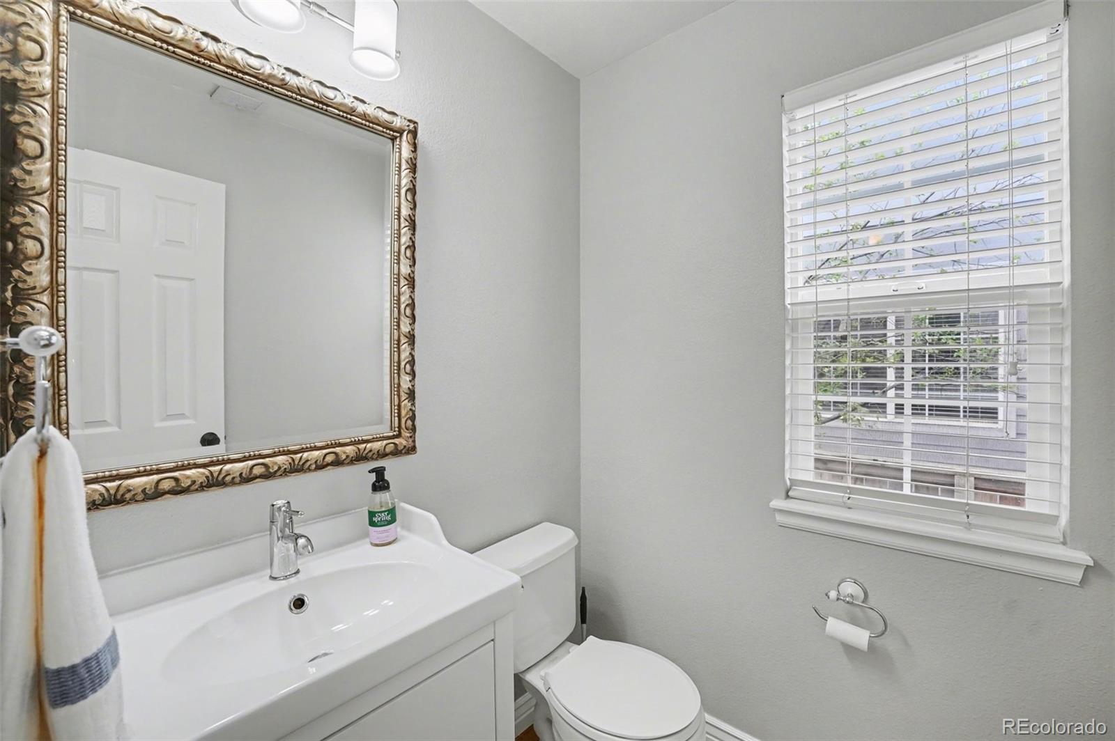 1070 Thornbury Place