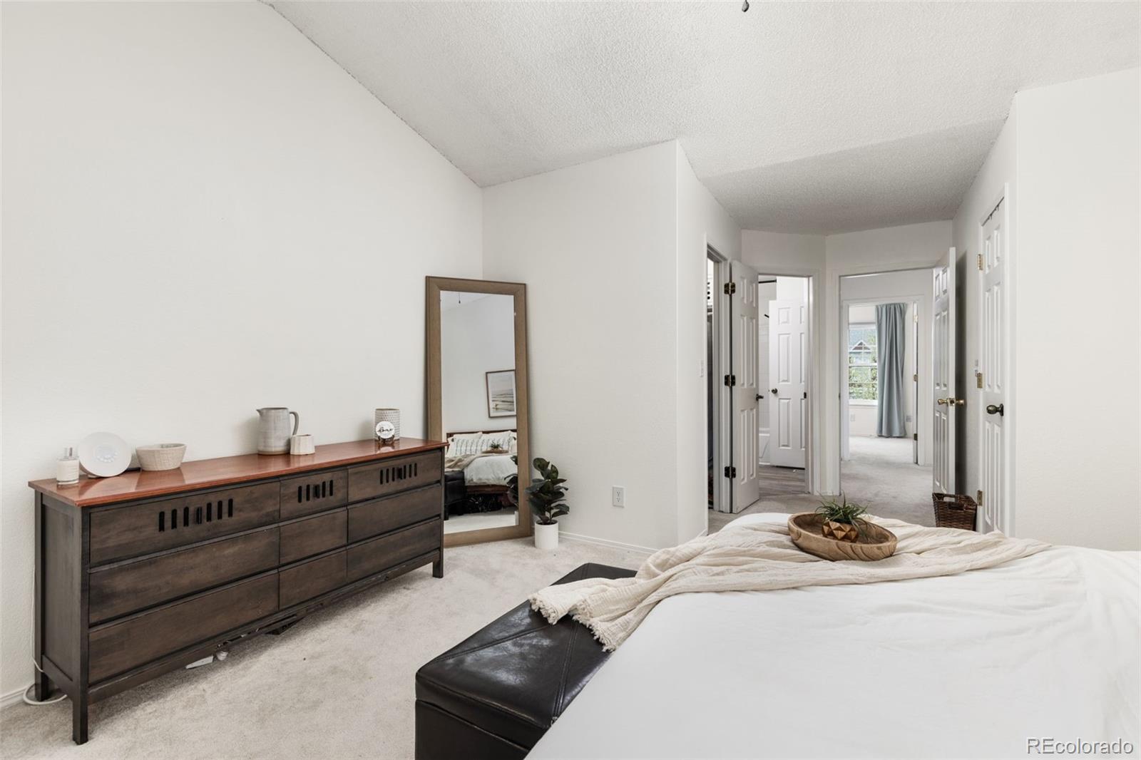 8228 S Fillmore Circle