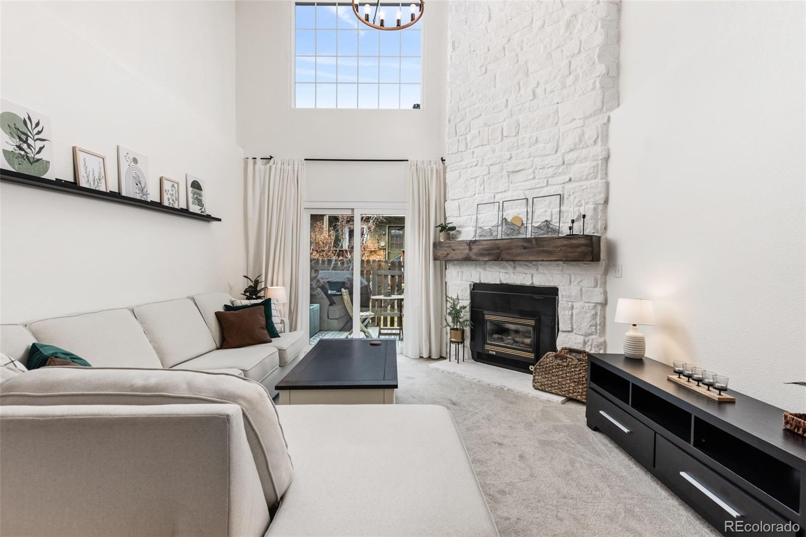 8228 S Fillmore Circle
