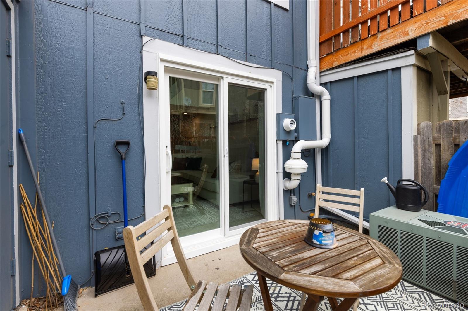8228 S Fillmore Circle