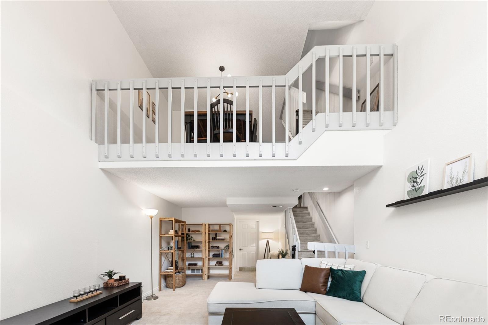 8228 S Fillmore Circle