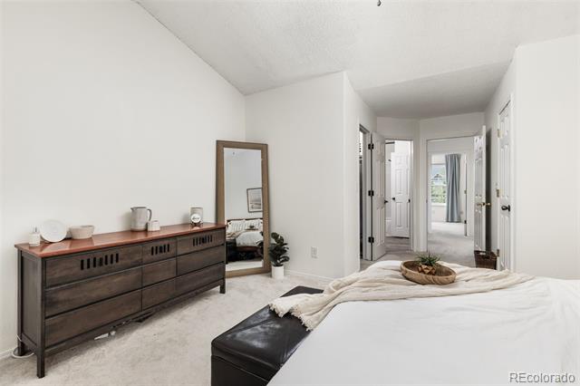 8228 S Fillmore Circle