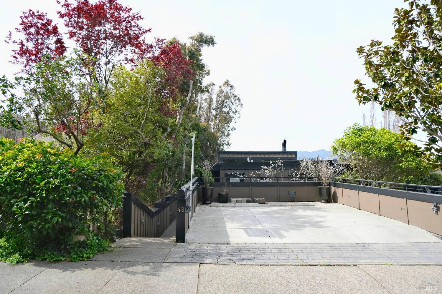 48 Marin Avenue