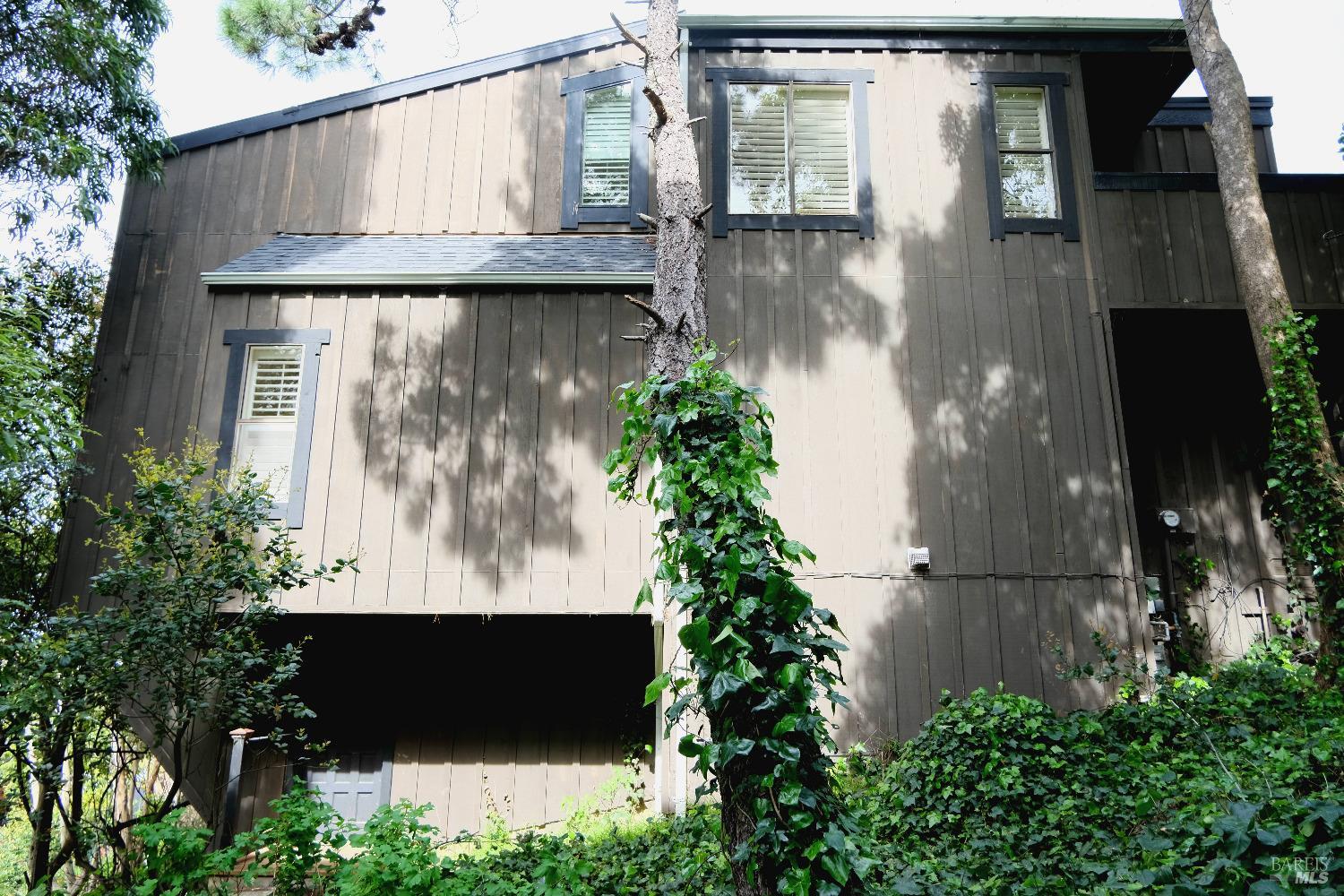 48 Marin Avenue