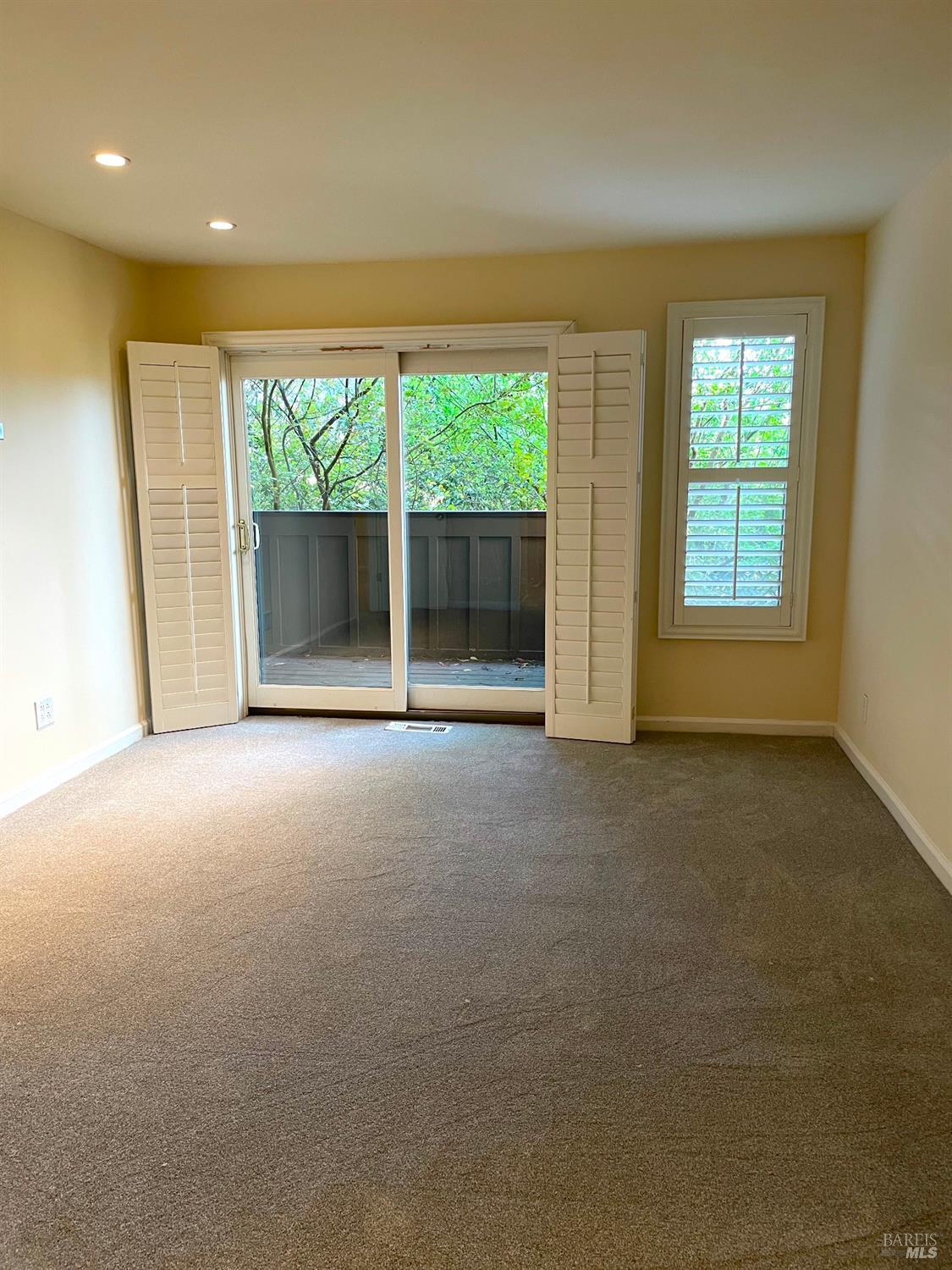 48 Marin Avenue
