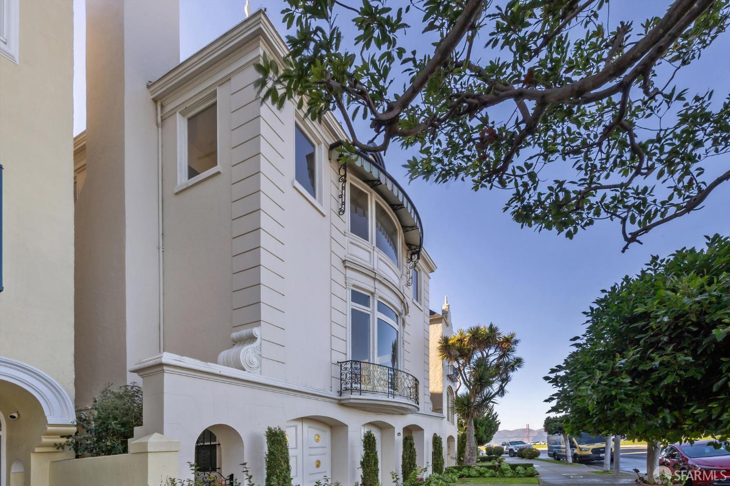 225 Marina Boulevard