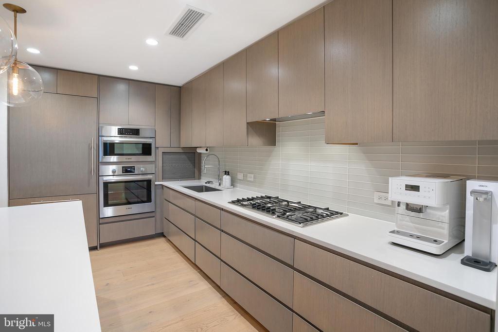 2501 M STREET NW 510