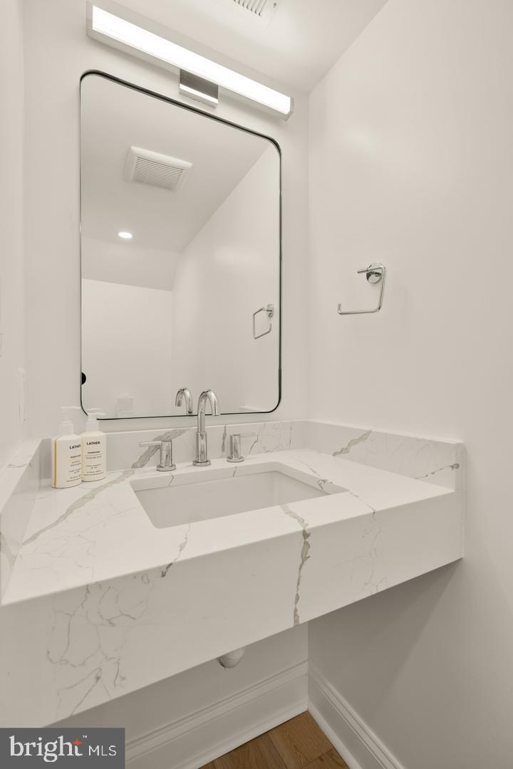 1202 POTOMAC STREET NW T6