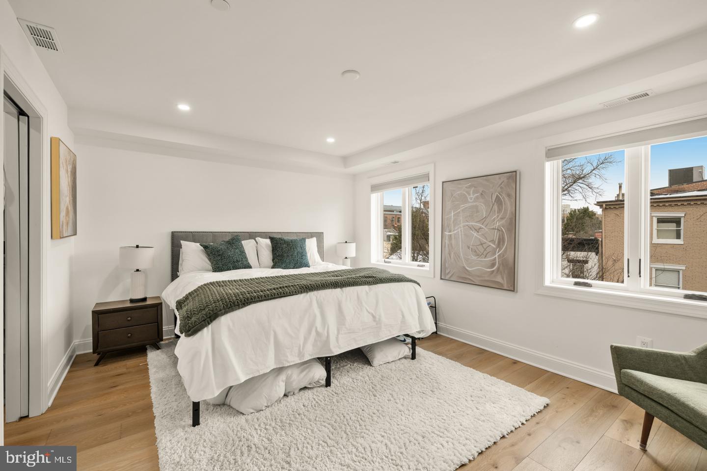 1202 POTOMAC STREET NW T6