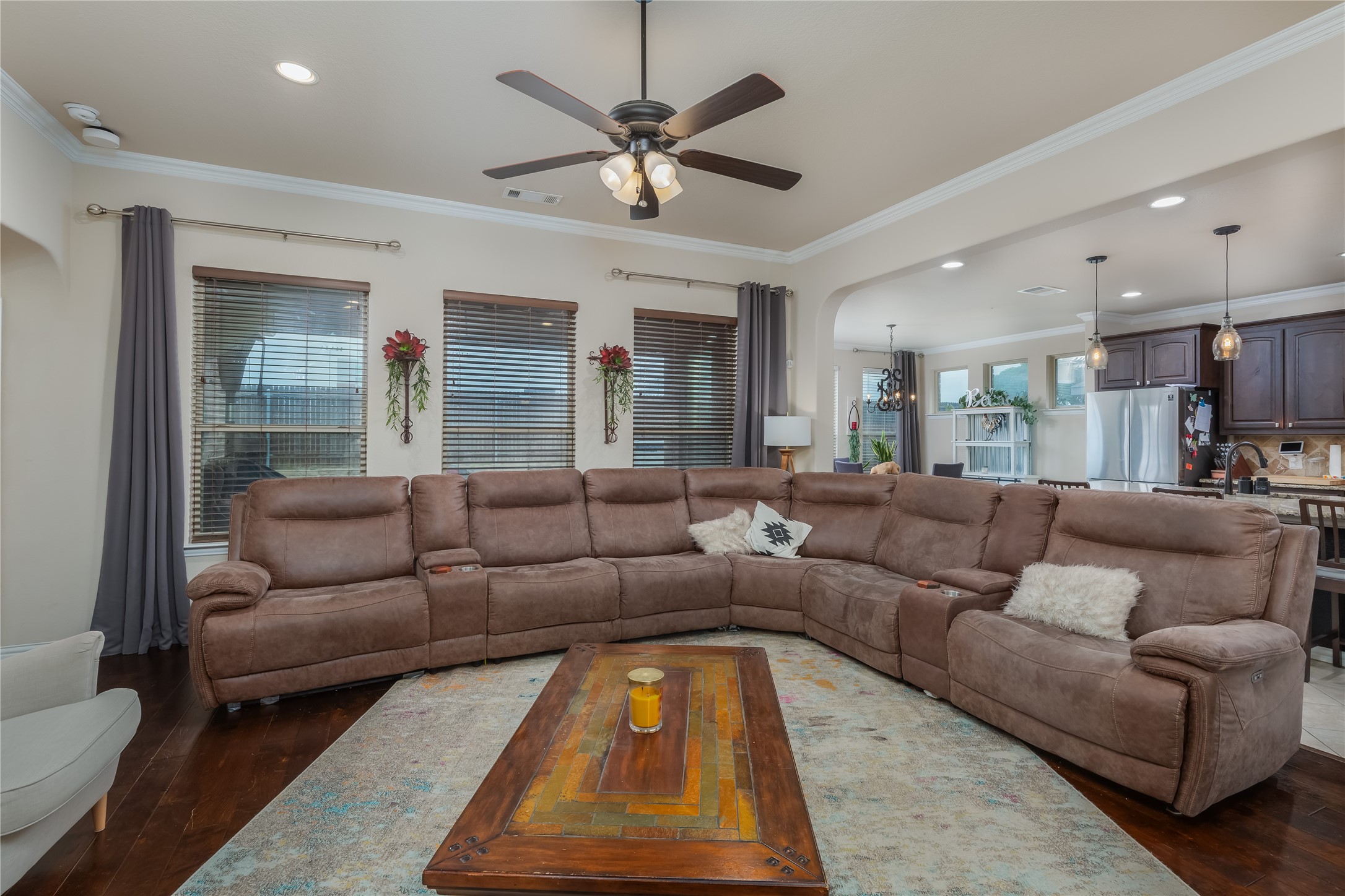 6040 Dunnlevy Drive