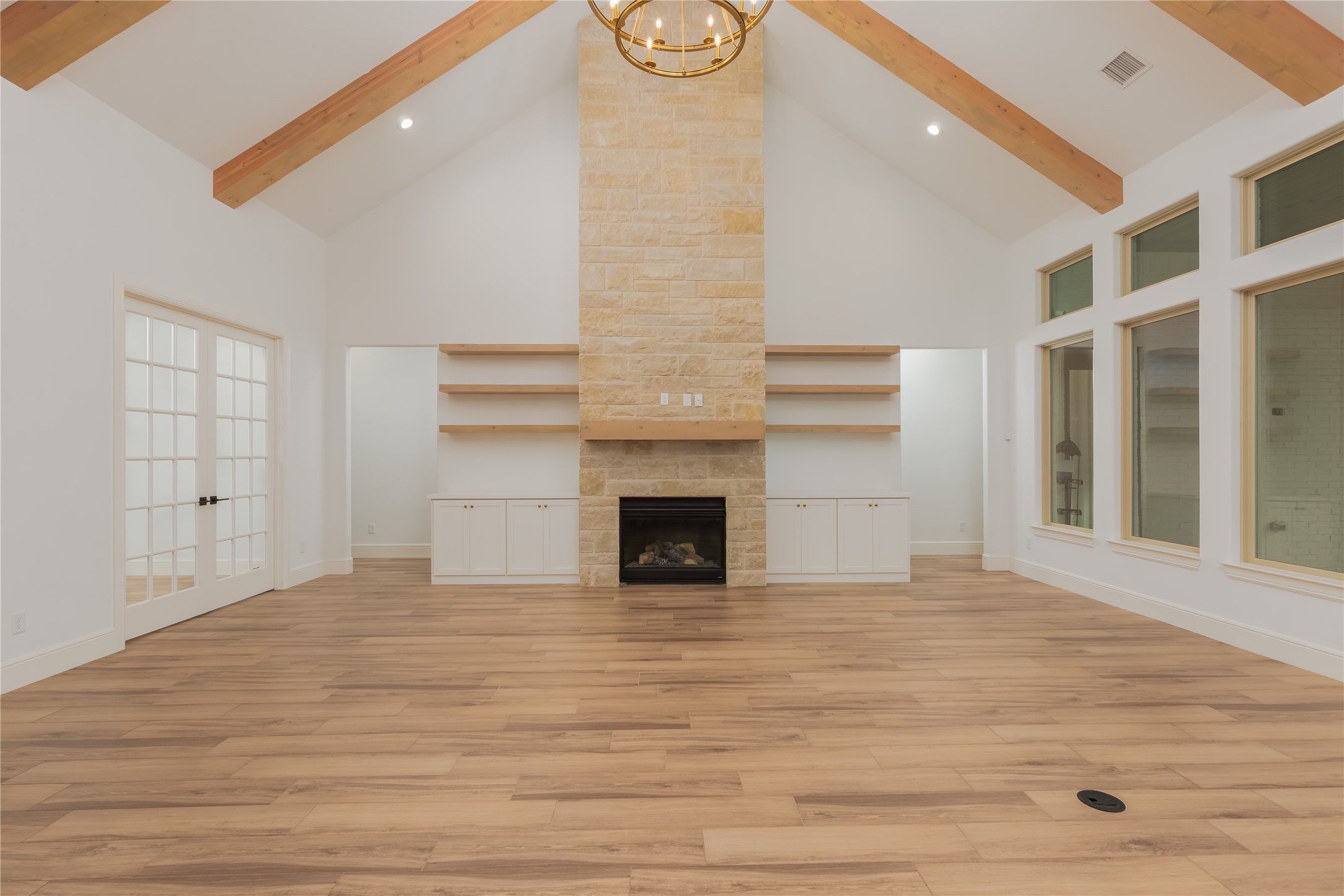 1033 Timber Hills Drive