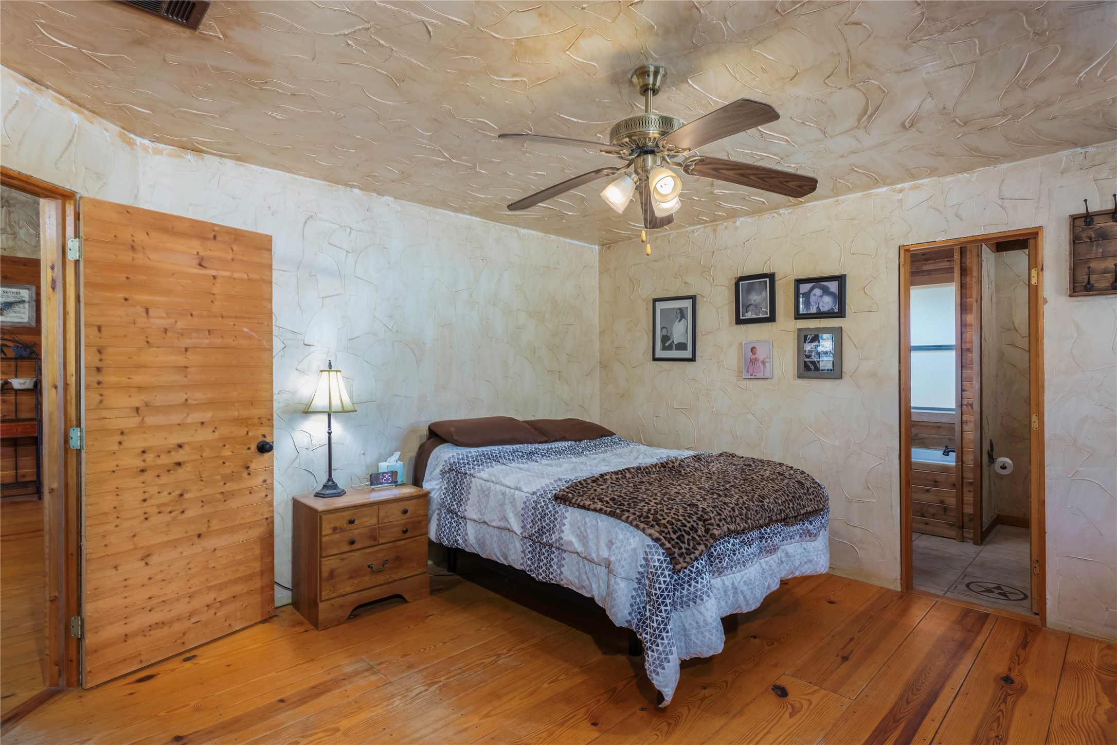 121 Private Road 3814