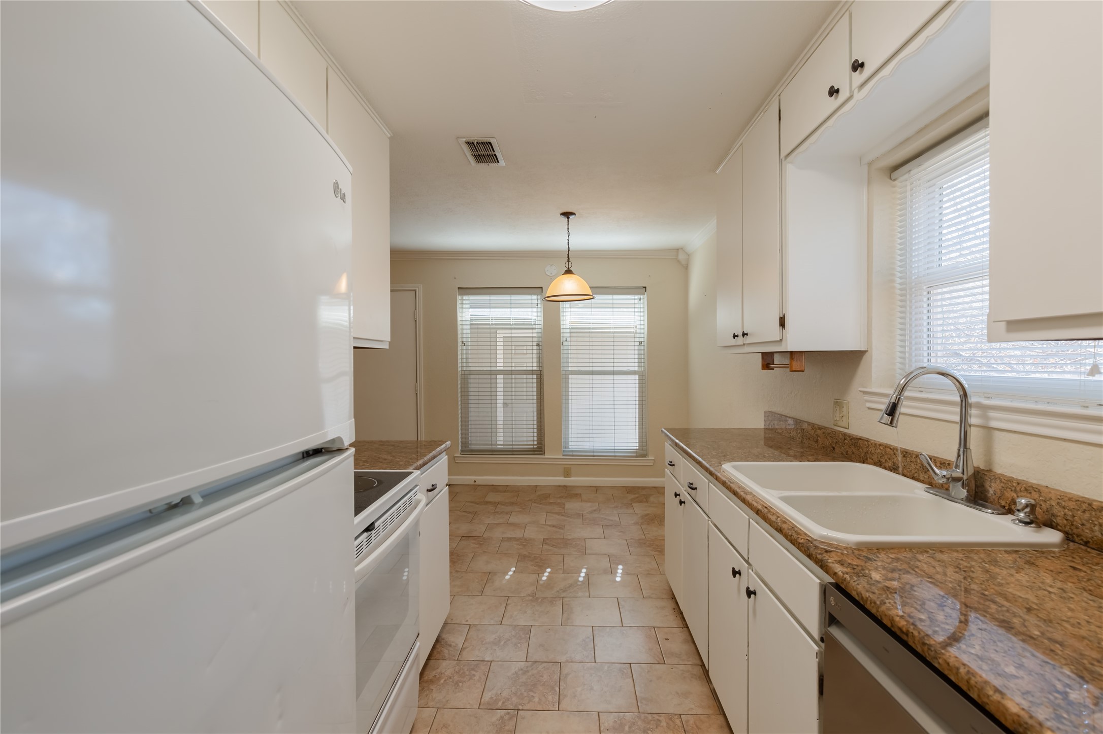 1329 & 1331 Quail Trail