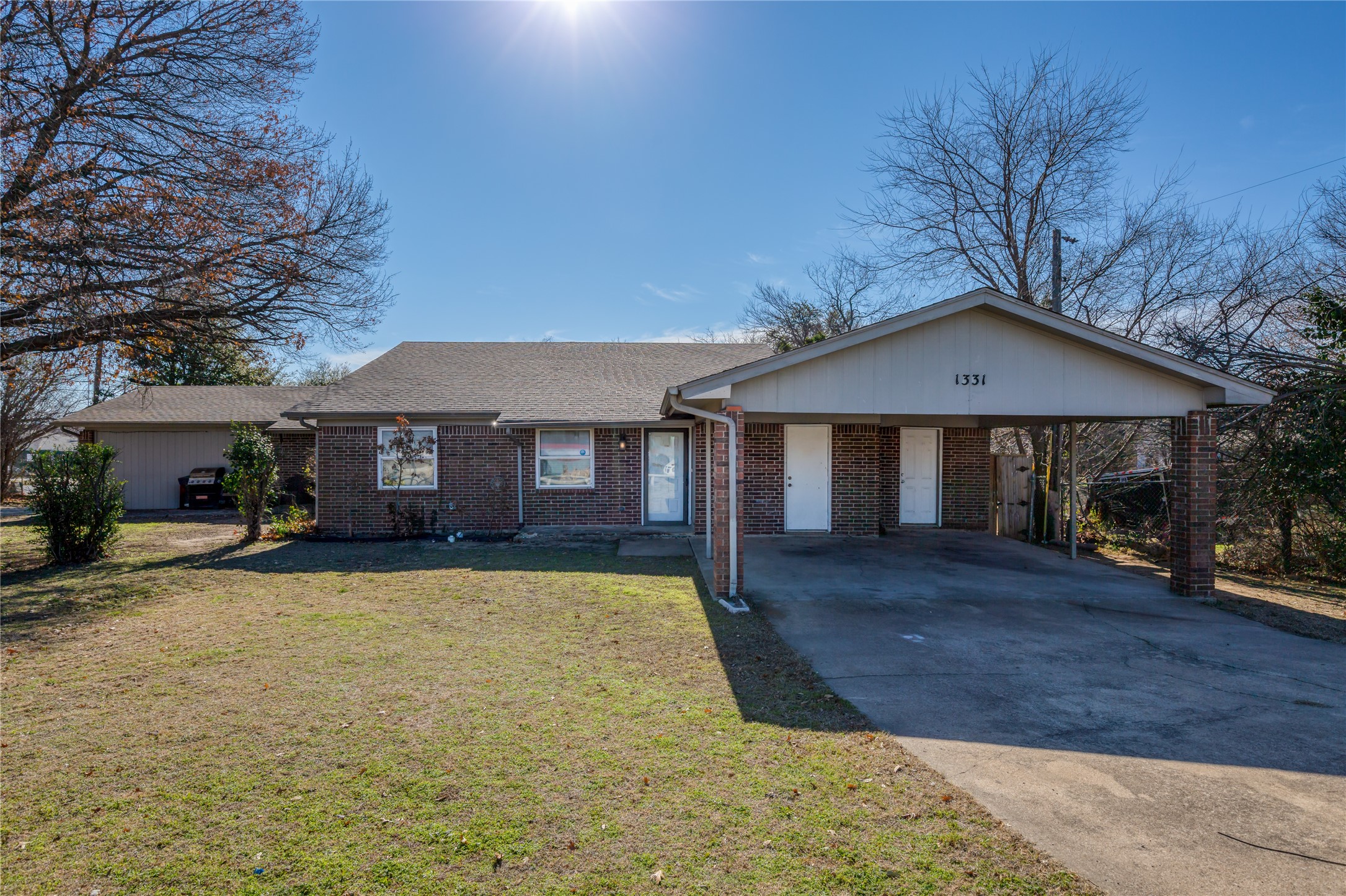 1329 & 1331 Quail Trail