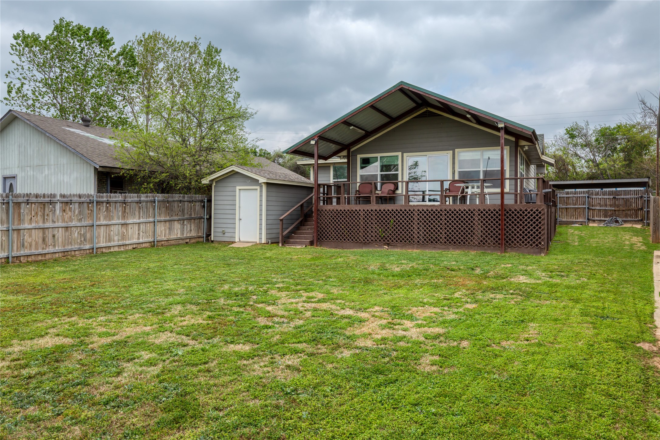 6827 Briar Road