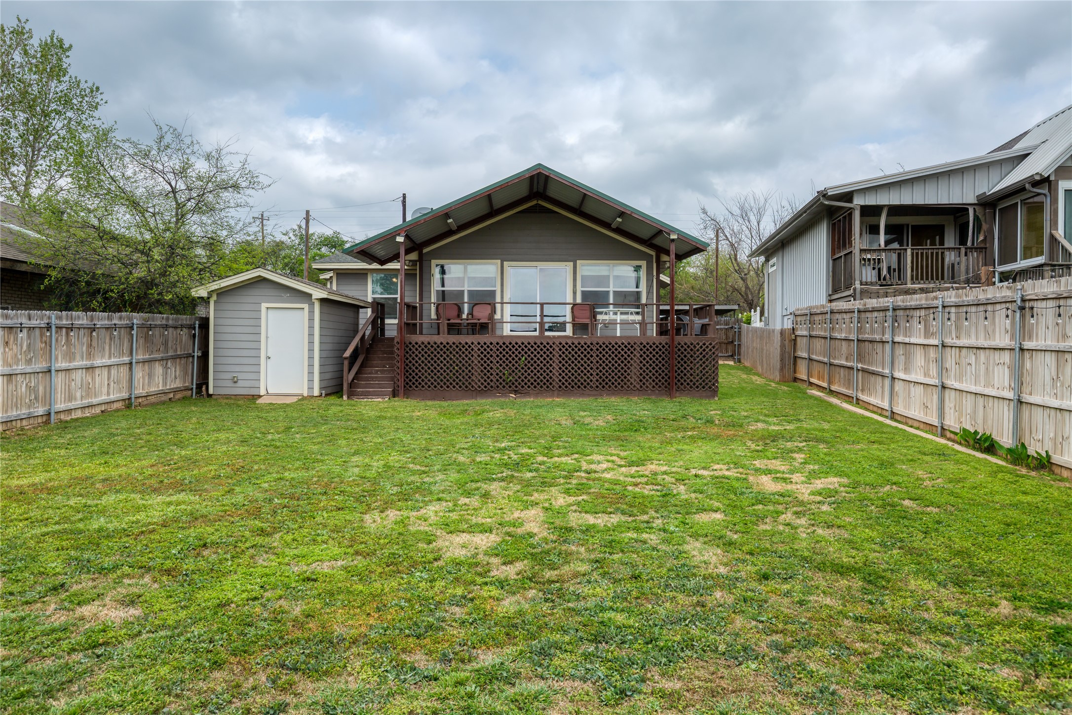 6827 Briar Road