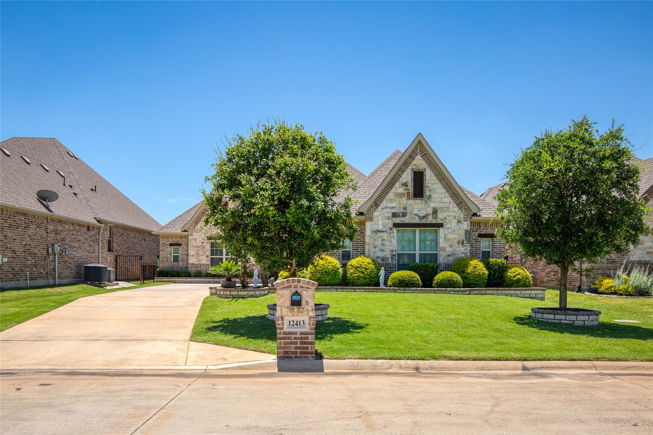 12413 Eagle Narrows Drive
