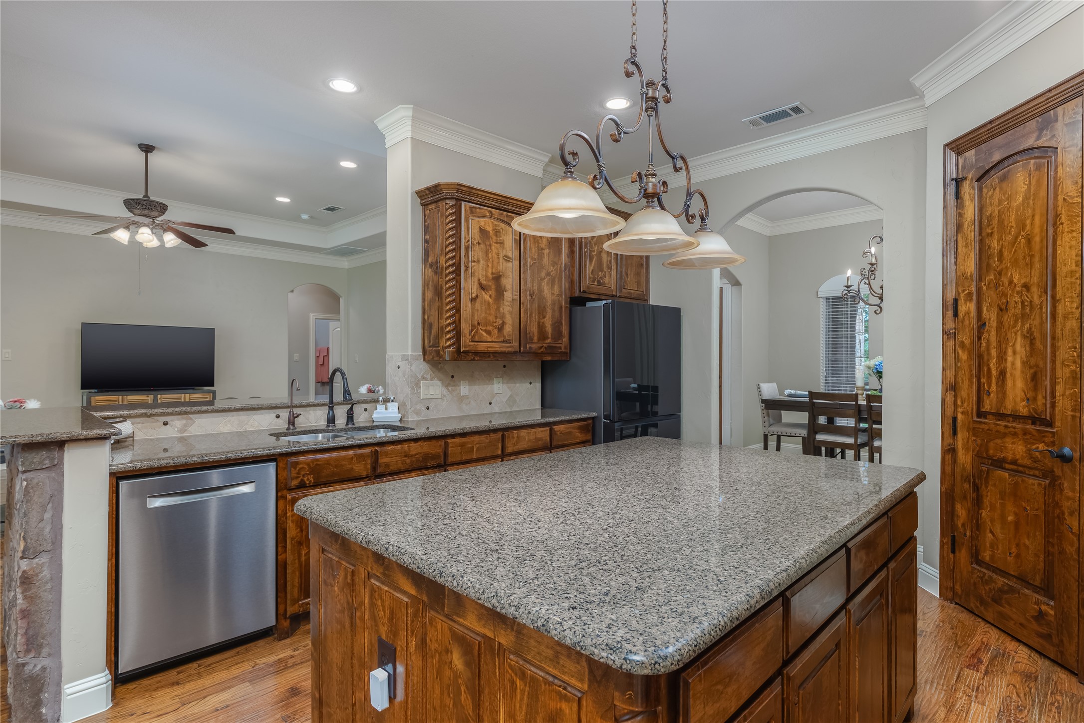 100 Meadow Arbor Drive