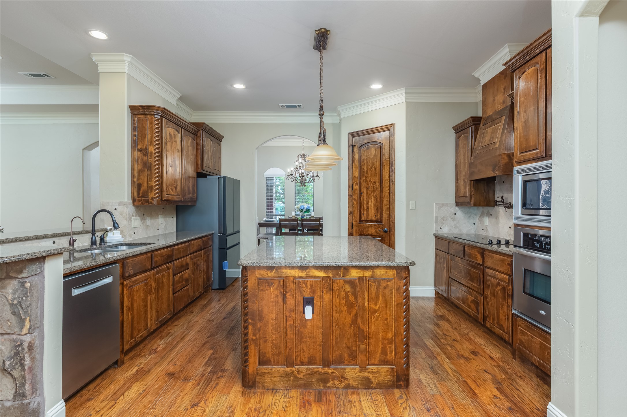 100 Meadow Arbor Drive