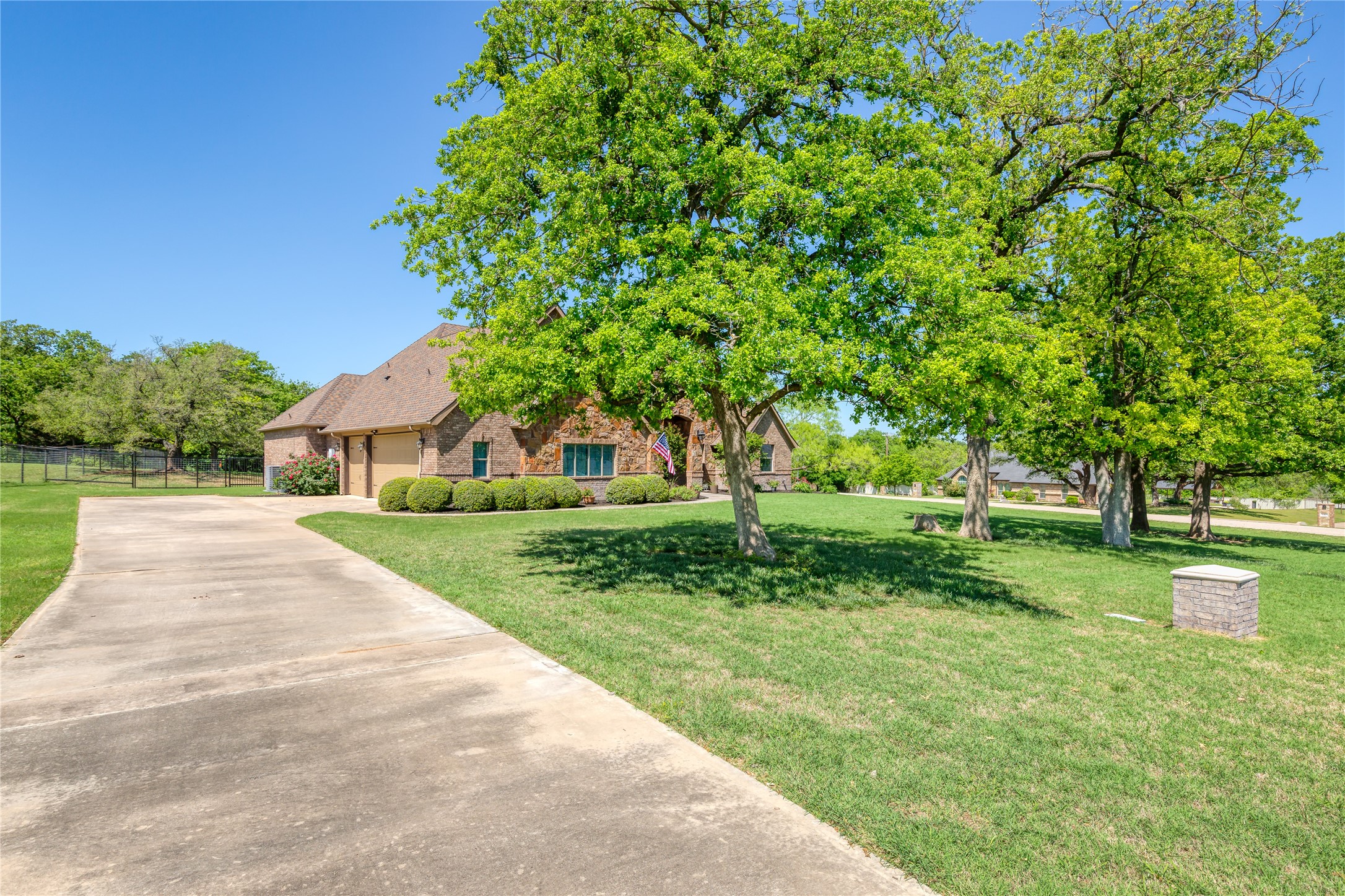 100 Meadow Arbor Drive