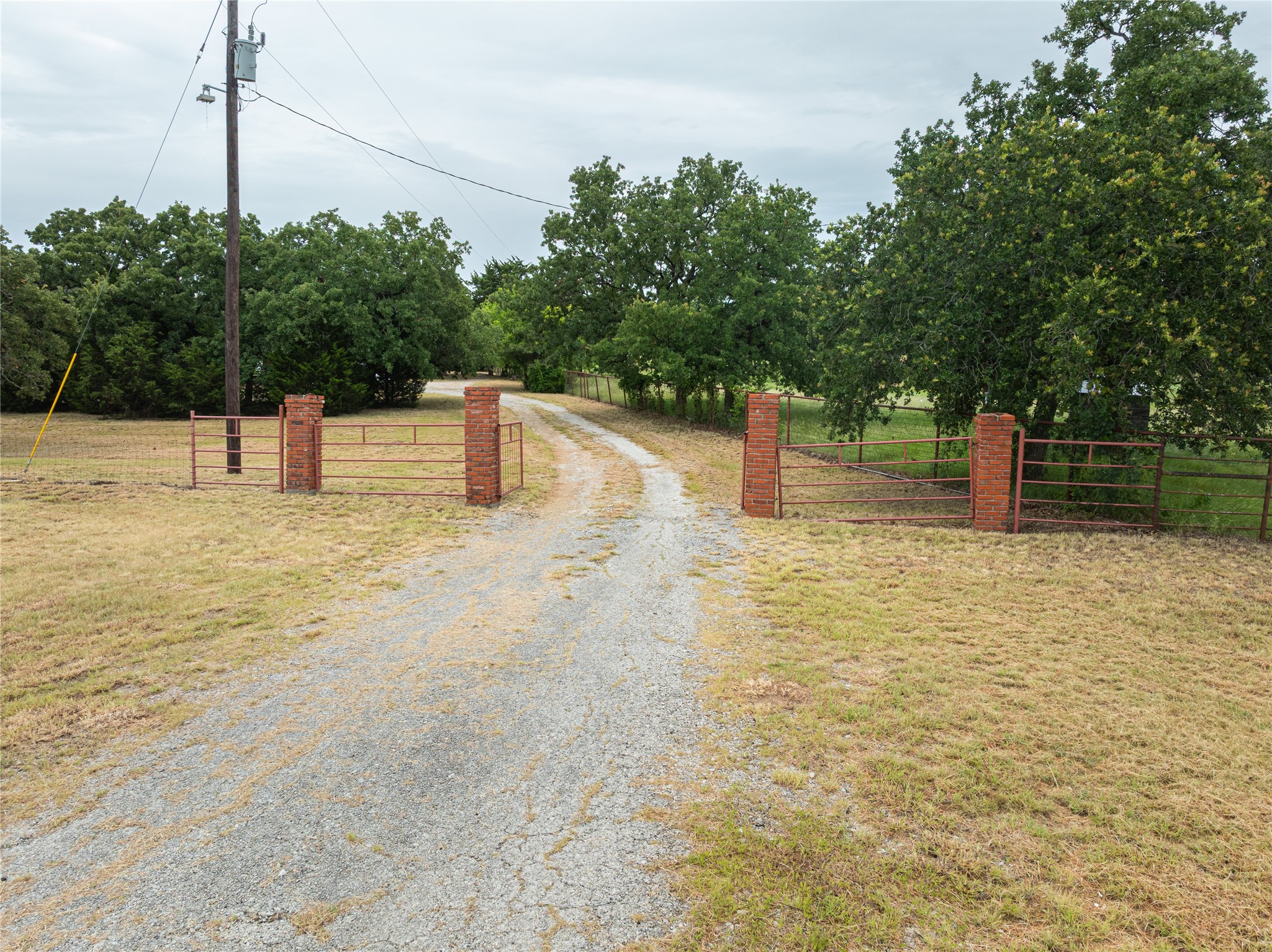4005 Mineral Wells Highway