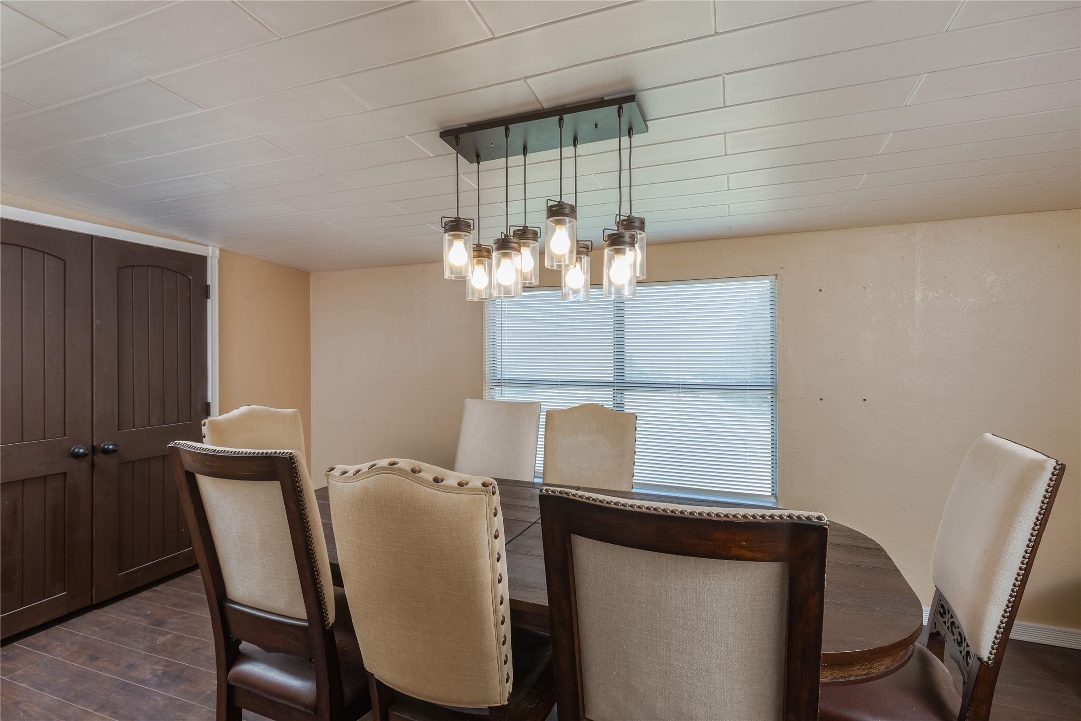 100 Blue Valley Court