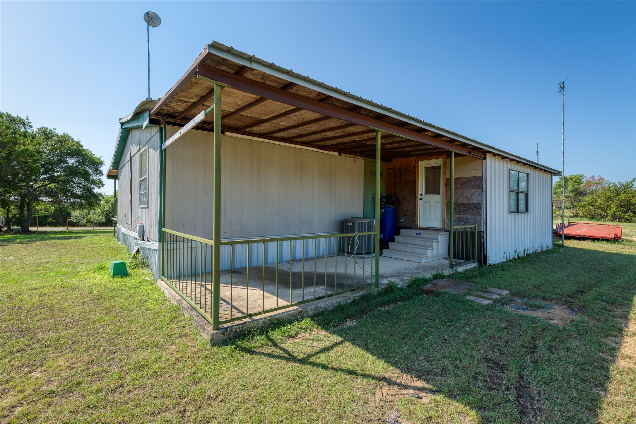 100 Blue Valley Court