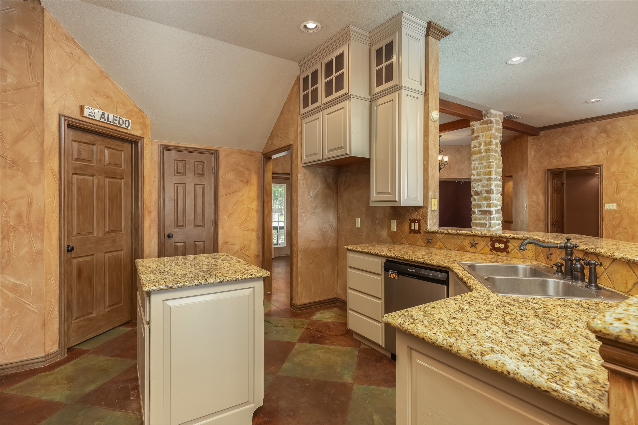 96 Bluff View Drive